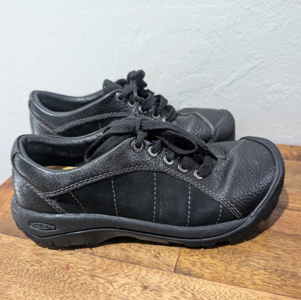 Keen Women's Presidio Size 7 Black‎